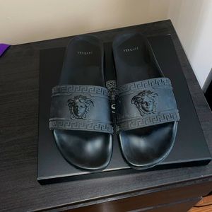 Versace black Medusa head men’s slides size 12